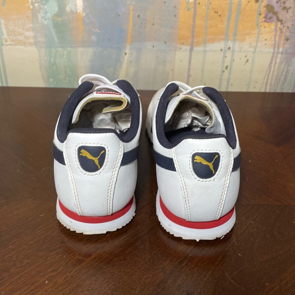 Puma Roma Basic 354259-51 White Big Kids size 6C - Picture 2 of 6